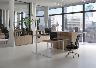 Офисные столы с электроприводом «Тейбл-ап»