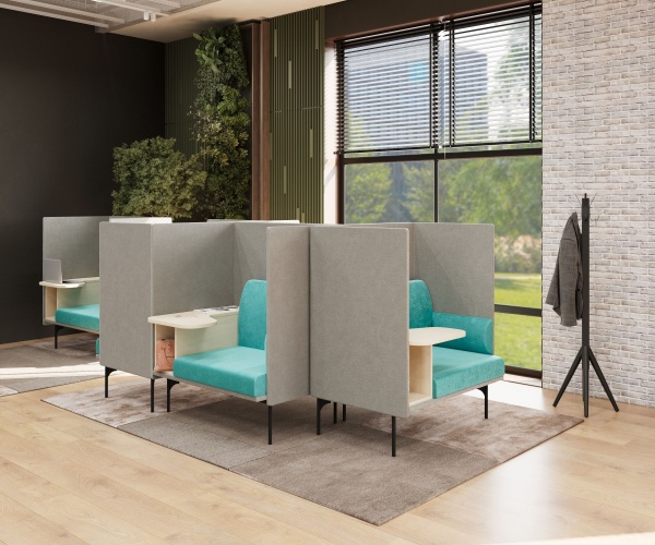 диван со столиком в лобби, ресепшен