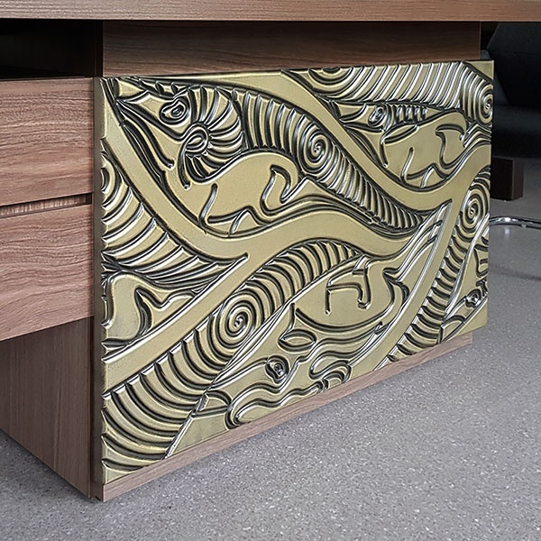 декоративный траверс к столу руководителя «Time»